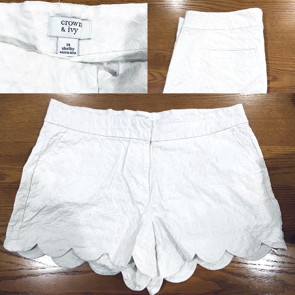 5/$30✨ Crown & Ivy Shelby Scalloped Shorts